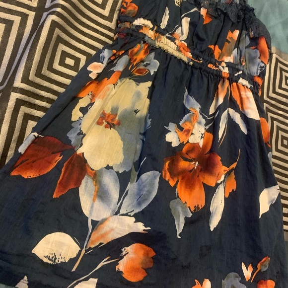 ABERCROMBIE KIDS.. BEAUTIFUL FLORAL TANK TOP! XL - Picture 2 of 4